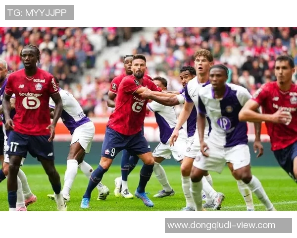 英超激战：拜仁与阿森纳战成平局全场沸腾数据分析揭示精彩瞬间